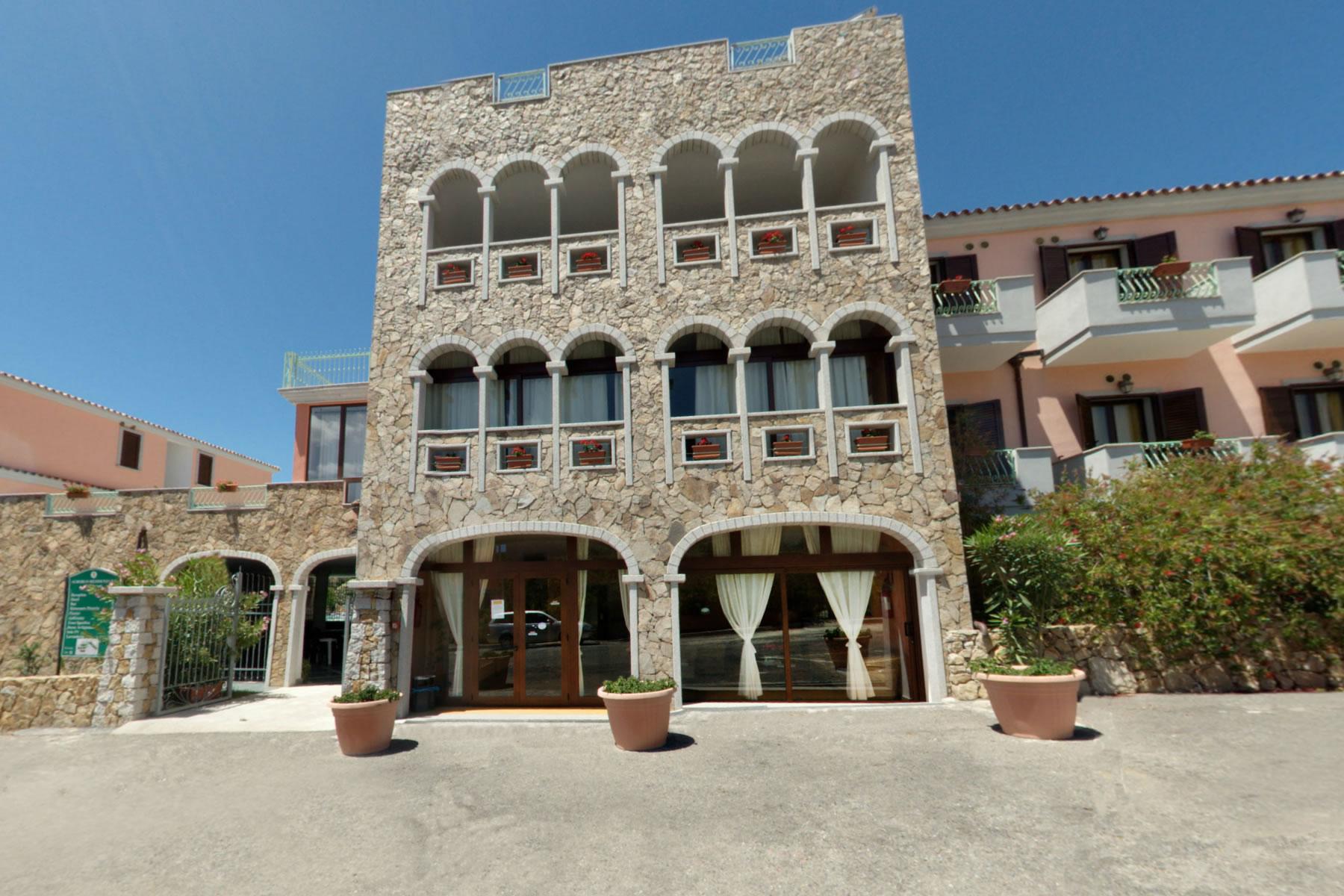 Albergo Residenziale Gli Ontani Cala Liberotto Exterior foto